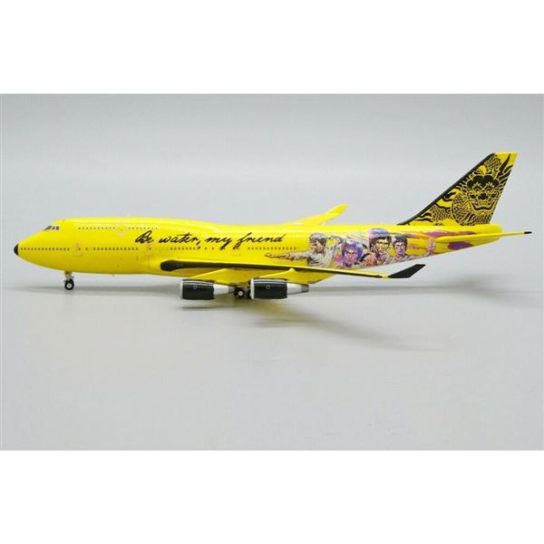 Model B747-400 Bruce Lee Colors 1:400