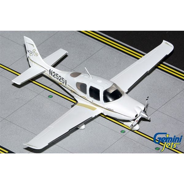 Model Cirrus SR22 1:72