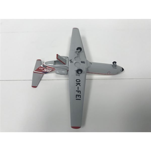 Model Yak-40 CSA "OK Jet" 1:200