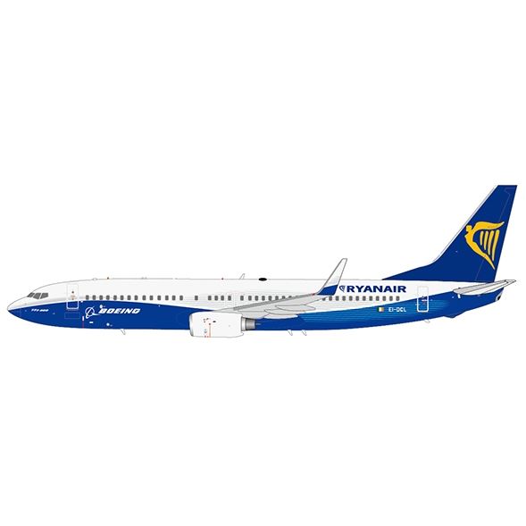 Model B737 Ryanair "Dreamliner" 1:200