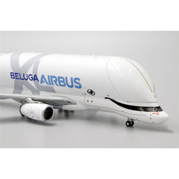 Model A330 Beluga XL Airbus "House Colors" 1:400