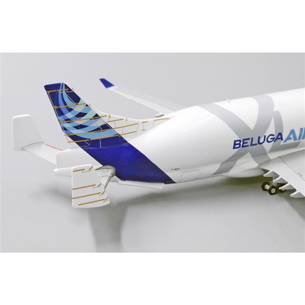 Model A330 Beluga XL Airbus "House Colors" 1:400