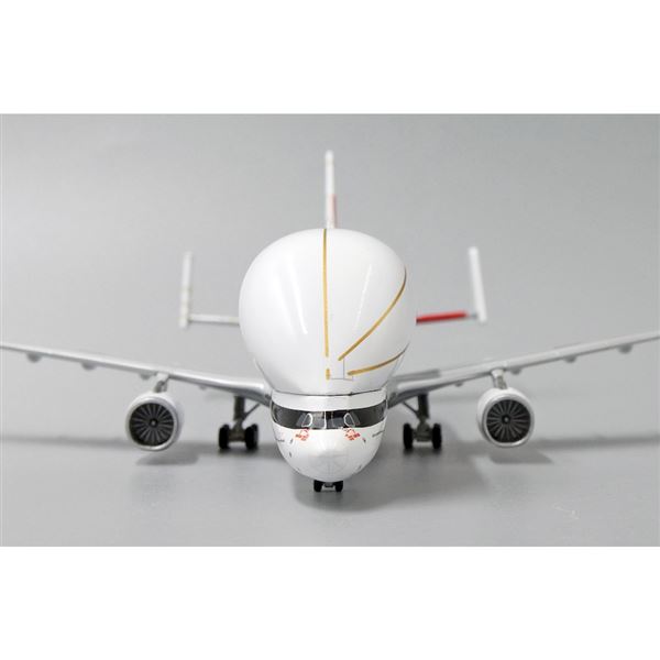 Model A330 Beluga XL Airbus "House Colors" 1:400