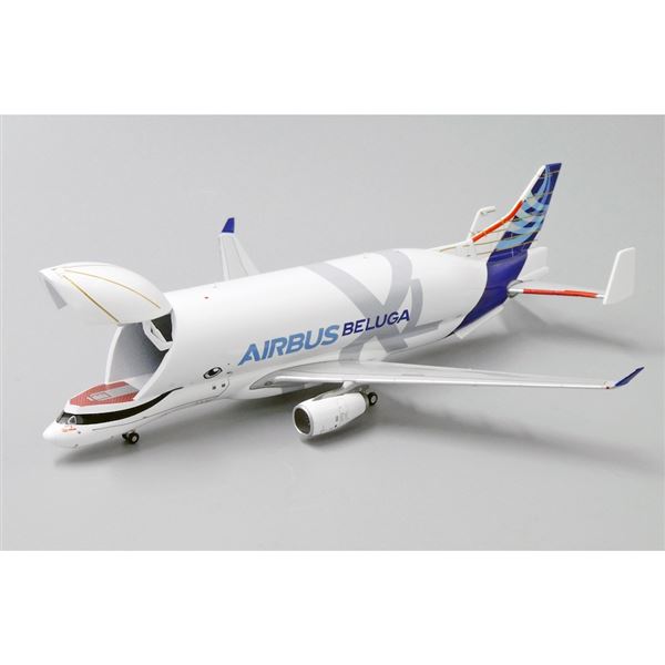 Model A330 Beluga XL Airbus "House Colors" 1:400