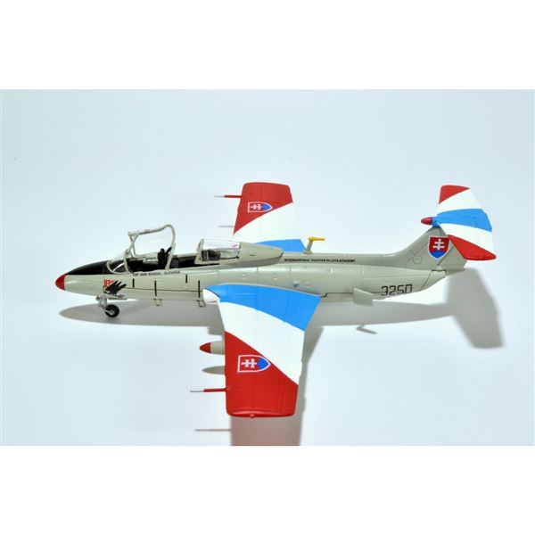 Model L-29 Delfín No. 3250 SAF 1:72