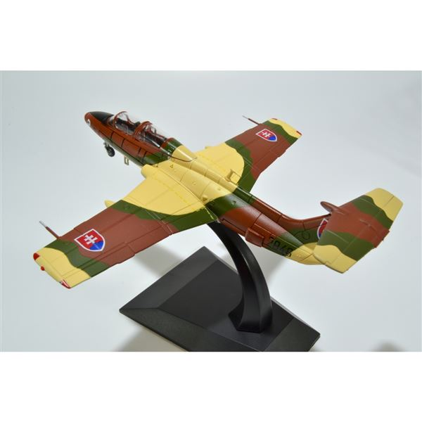 Model L-29 Delfín No. 2846 Slovak Air Force 1:72