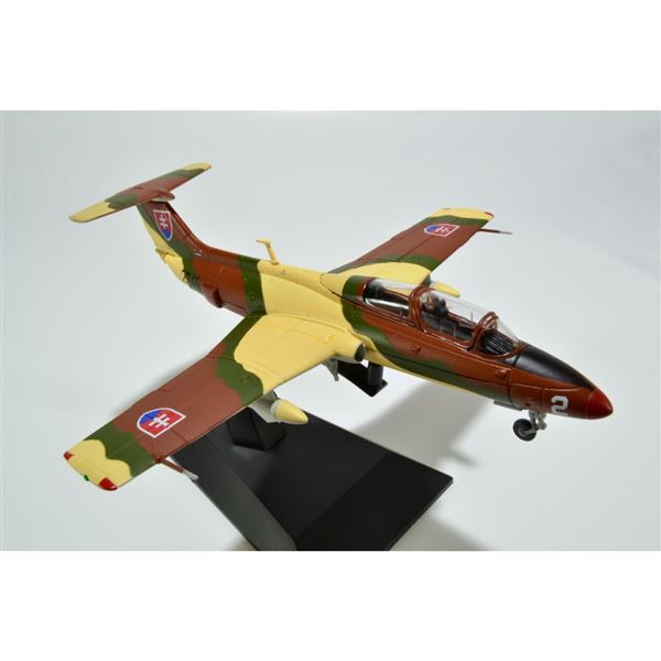 Model L-29 Delfín No. 2846 Slovak Air Force 1:72