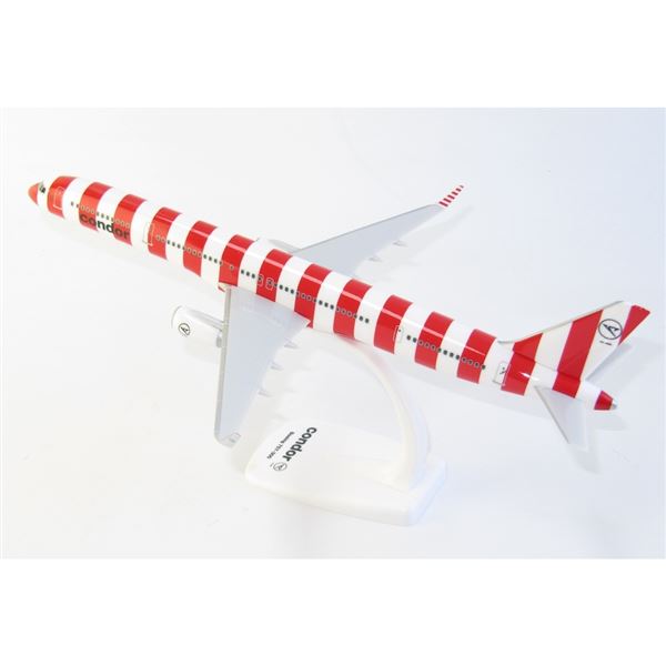 Model B757 Condor Passion 1:200