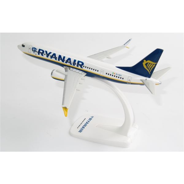 Model B737 MAX 8 Ryanair "2010s" 1:200 