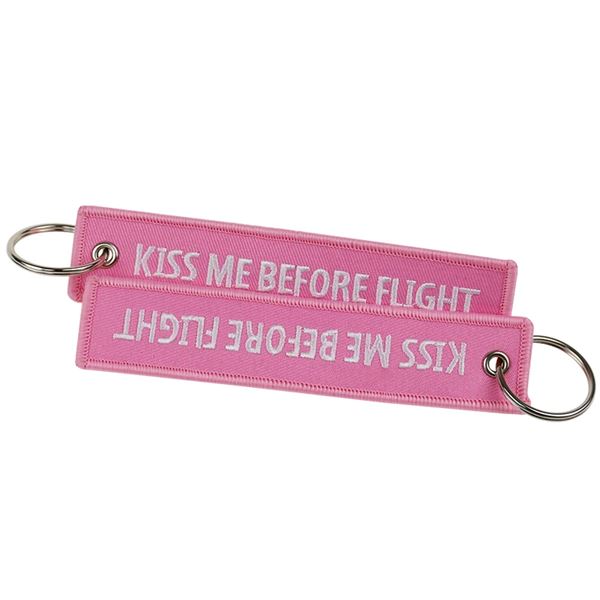 Key Ring “KISS ME BEFORE FLIGHT” pink